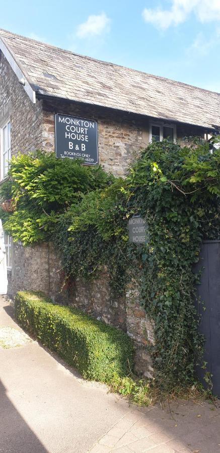 Monkton Court House B&B Honiton Eksteriør bilde
